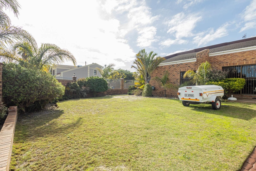 3 Bedroom Property for Sale in De Oude Spruit Western Cape